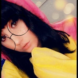 Meet your Posher, Shelly